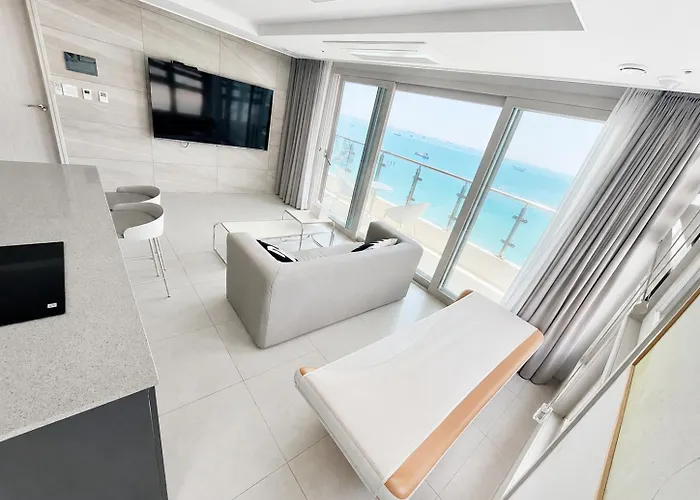 Elmomento Songdo * 釜山広域市